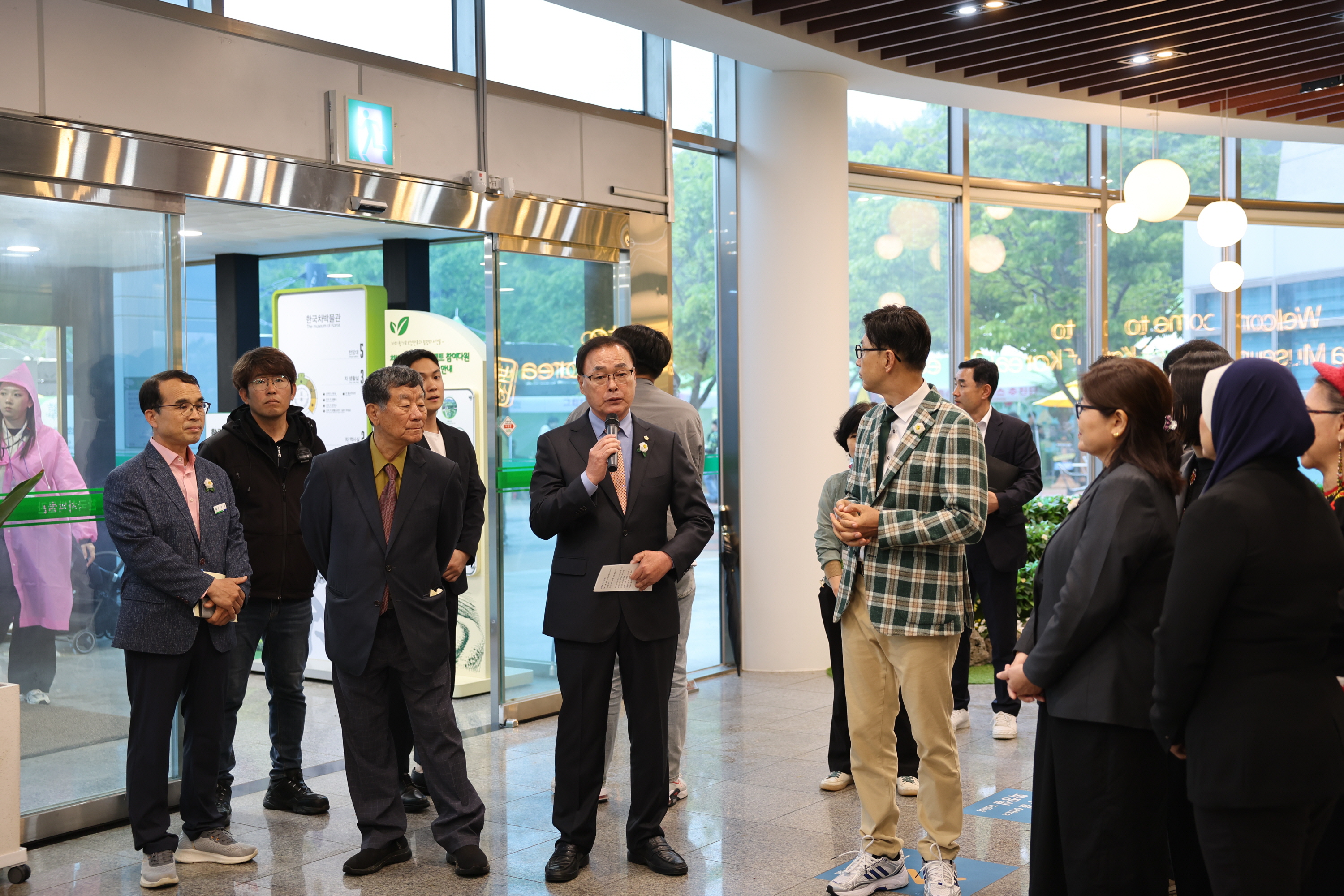 말레이시아 차문화 교류전 오픈식 및 차 만들기 체험 1