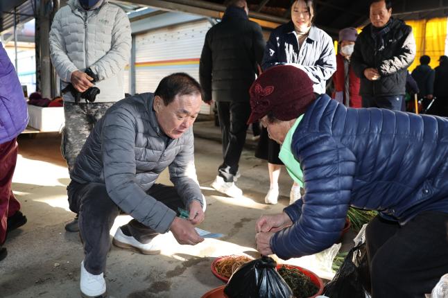 설 명절맞이 전통시장 장보기 행사 2