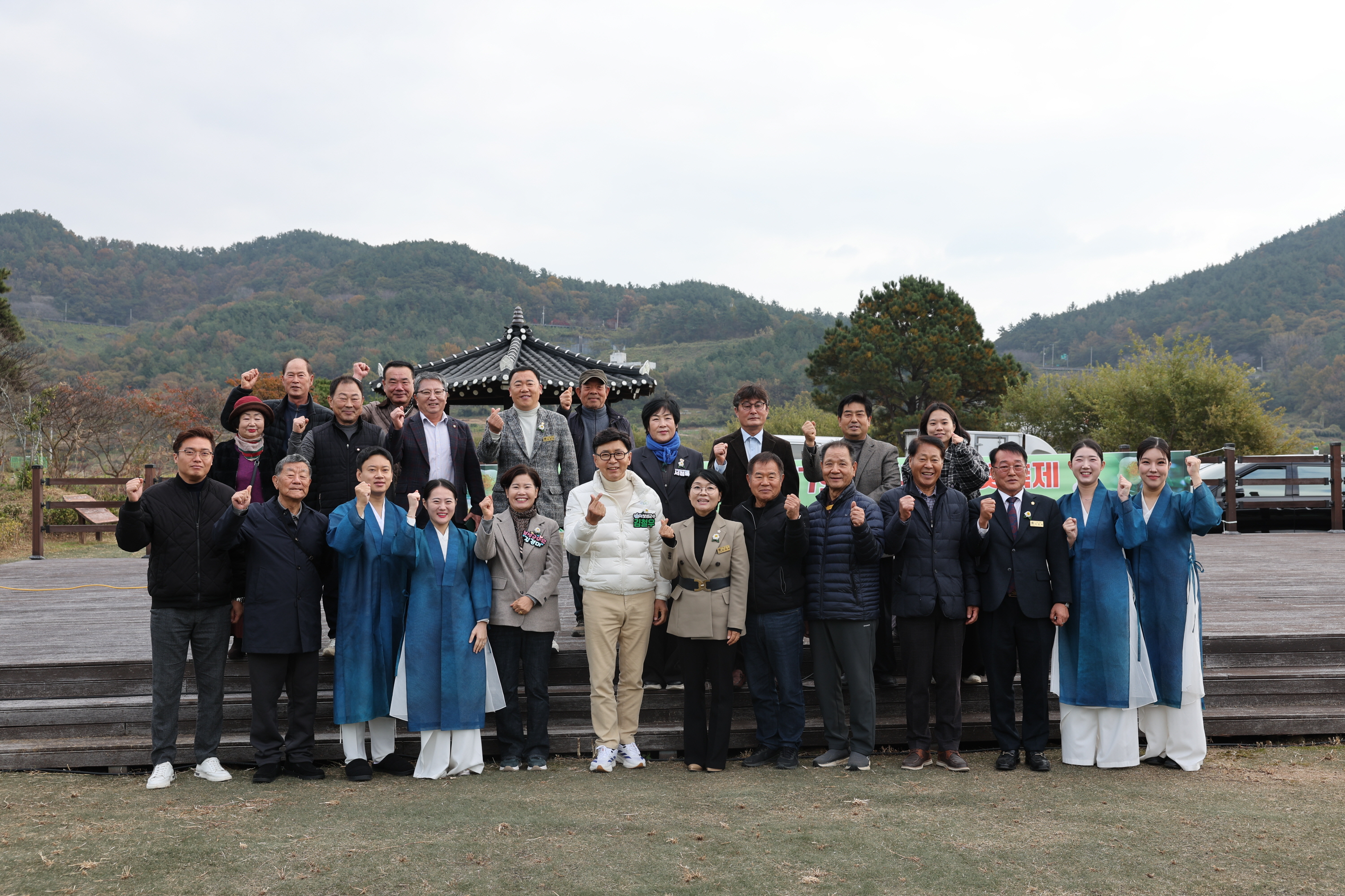 청년과 함께하는 소박한 차꽃축제 2