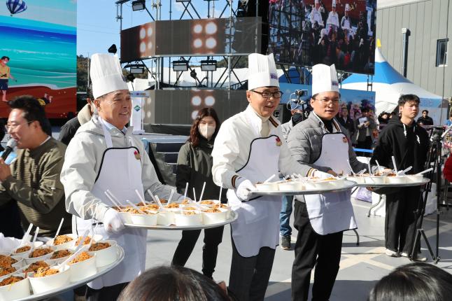 제21회 벌교꼬막축제 꼬막비빔밥 1,000인분 만들기 행사 2