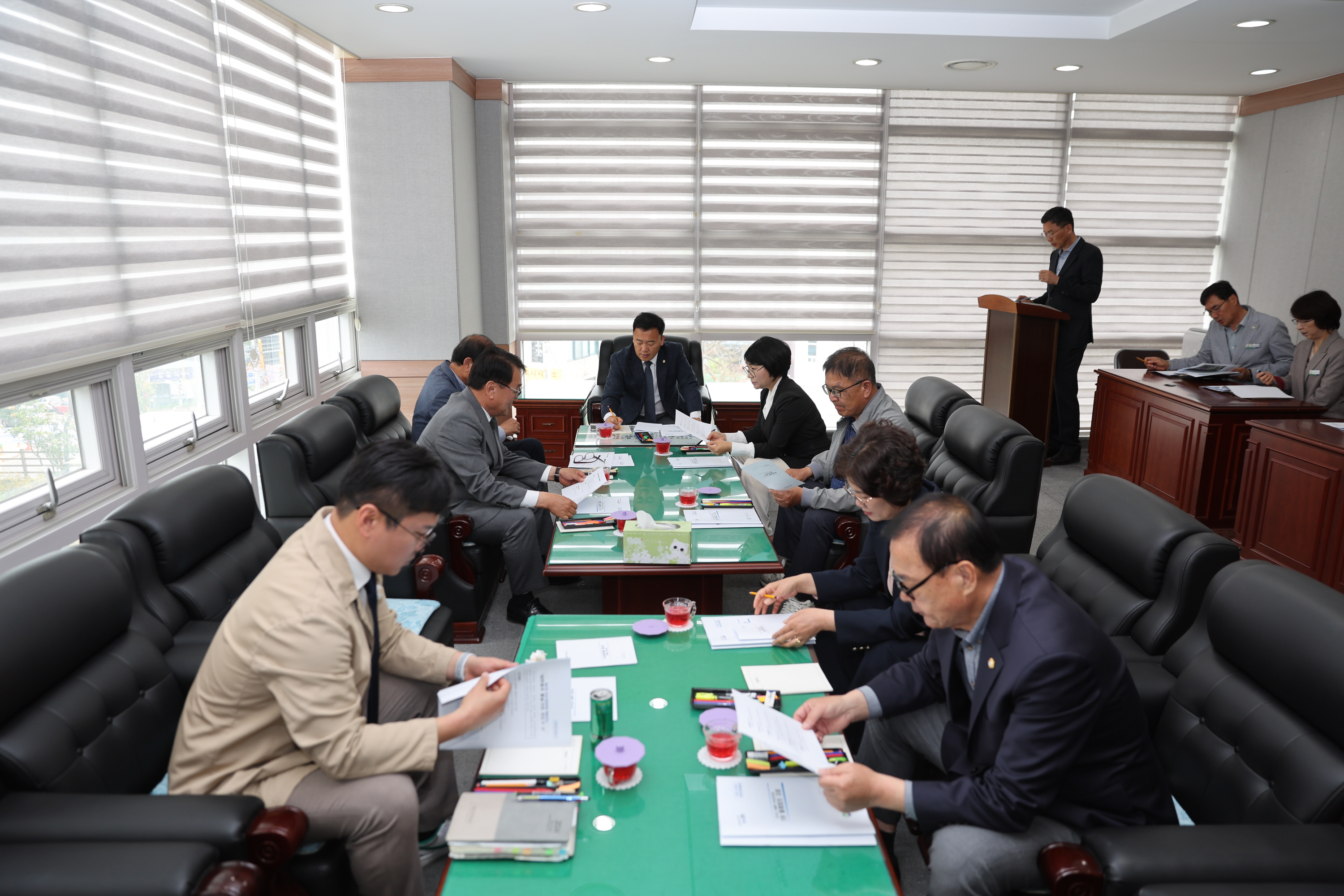 4월중 의원 월례회의