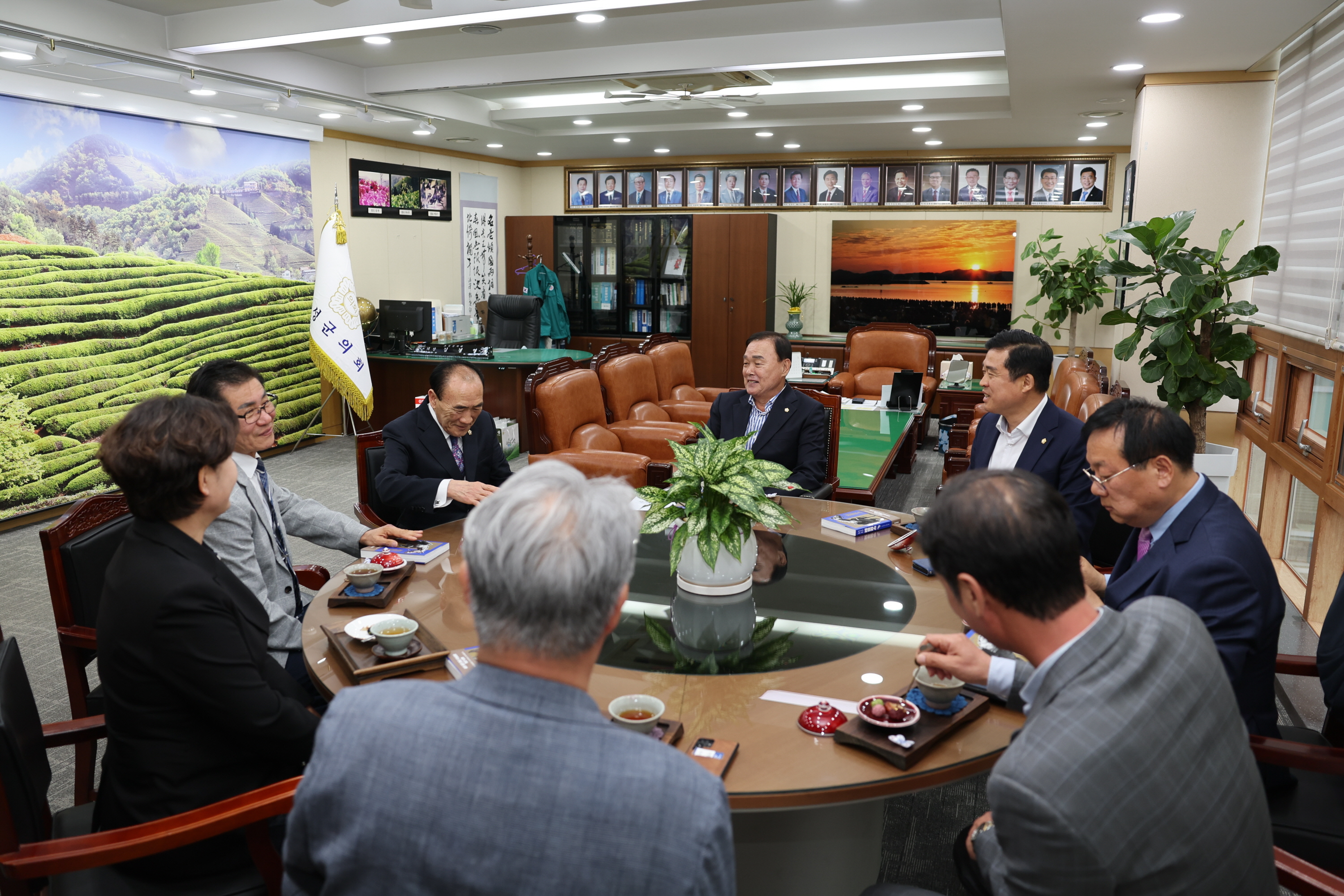 서울시 자매자치단체 의장단 우리군 방문 - 의장실