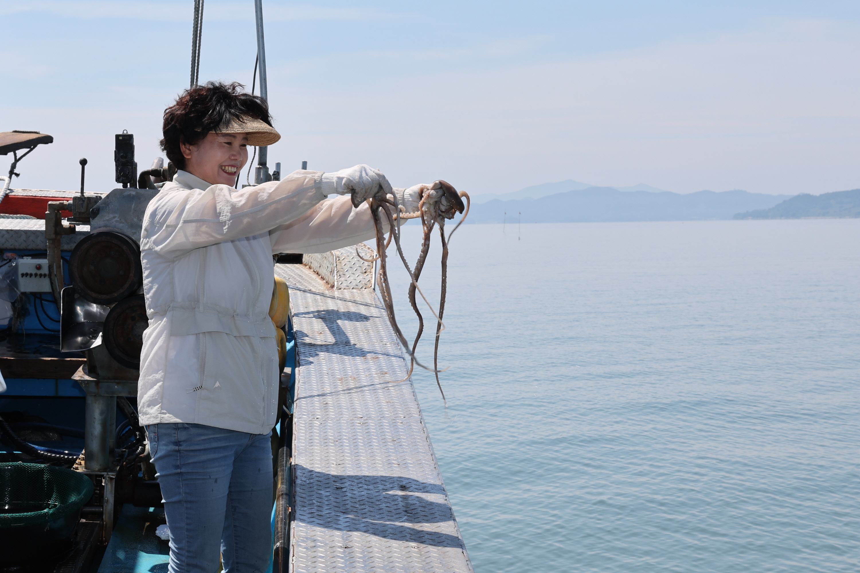 보성군 낙지목장 조성사업 포란 암컷 낙지 방류 행사 2